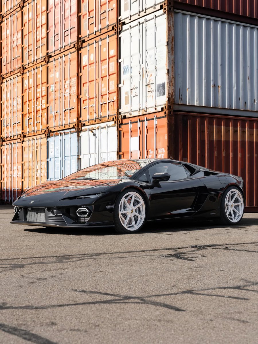 competitionreal's tweet photo. Lamborghini Temerario 🖤 https://t.co/rsR2kDK9kV