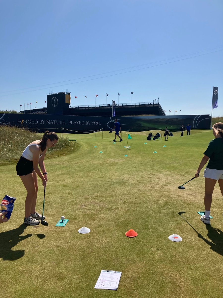 EITC's tweet photo. ⛳️ Happy first day of @TheOpen!

Earlier this week, participants from our #PLKicks and #PLPrimaryStars programmes were invited to Royal Birkdale to take part in a special event with @golffoundation and Street Games.🏌🏻

Young people took part in a festival, where they brushed up on their chipping and putting skills, before spending the afternoon on the lookout for professional golfers. 💙

@PLCommunities