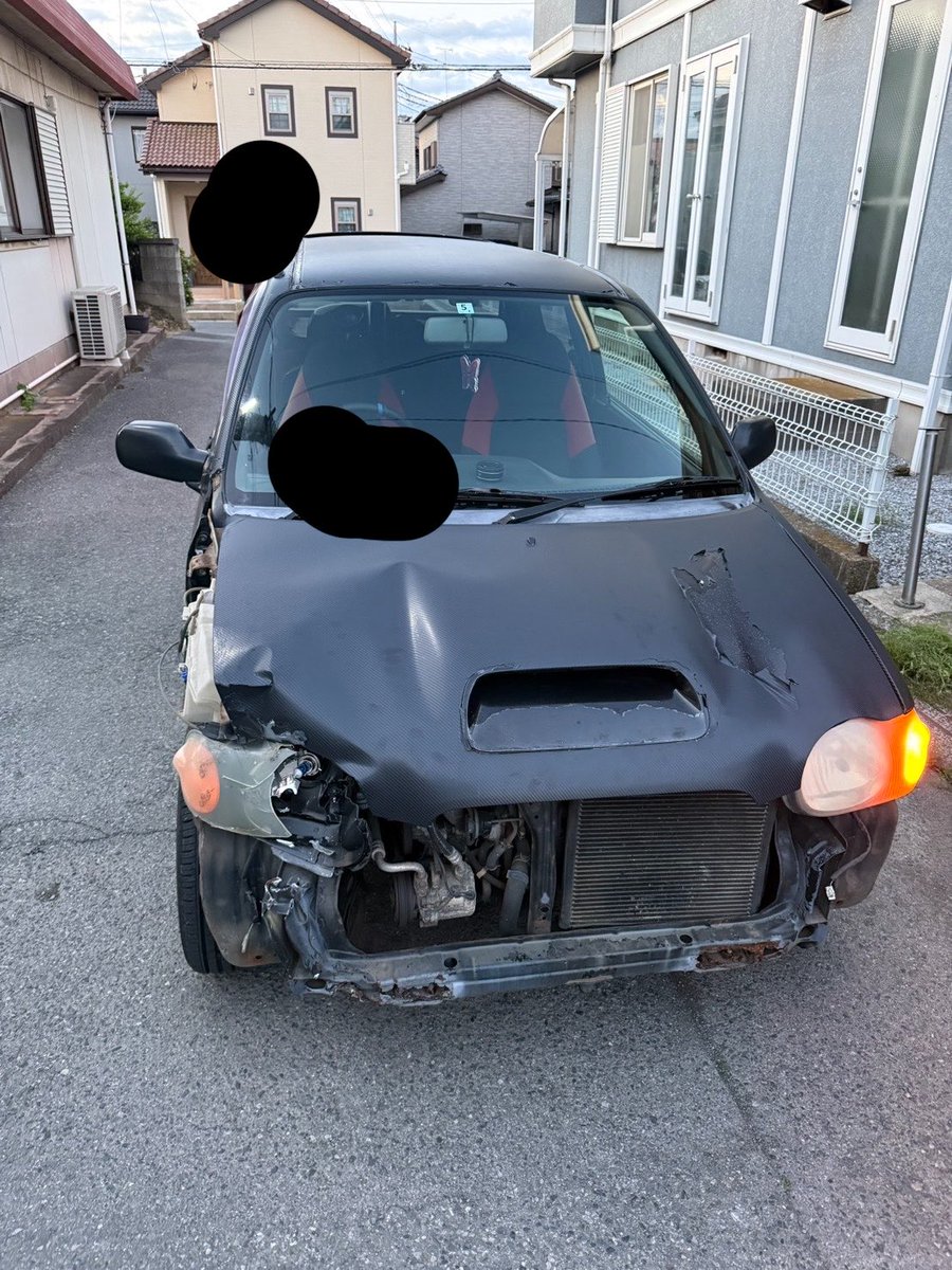 Kenpoko5291's tweet photo. いつの間にか納車してました！
あと1年と4ヶ月は免許取れないんだけどね笑
もちろん山で刺さったやつね！
乗れるようになるまで友達が使用者です！
ゆっくり仕上げます！ https://t.co/wObiZPLlP8