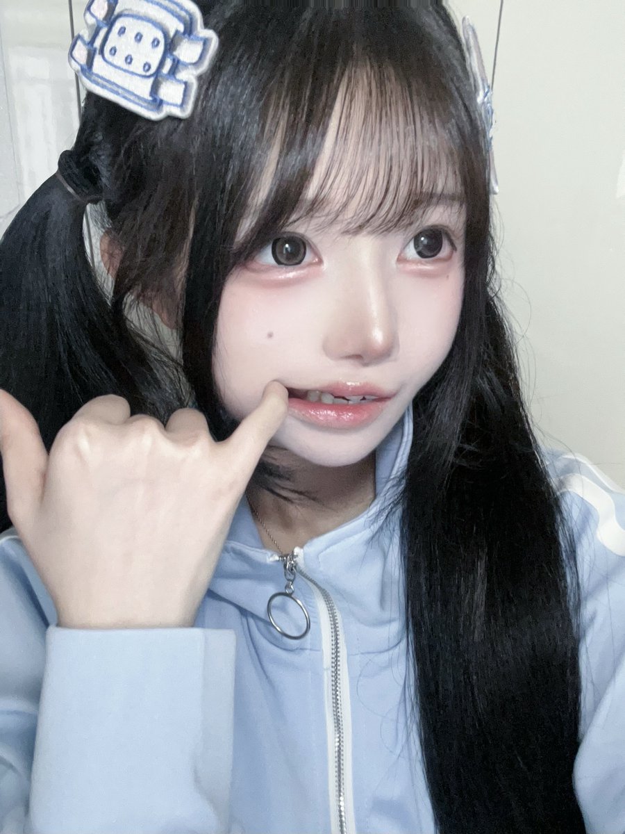 chui_nim's tweet photo. 🩵🪽 https://t.co/pcyjrUWudf