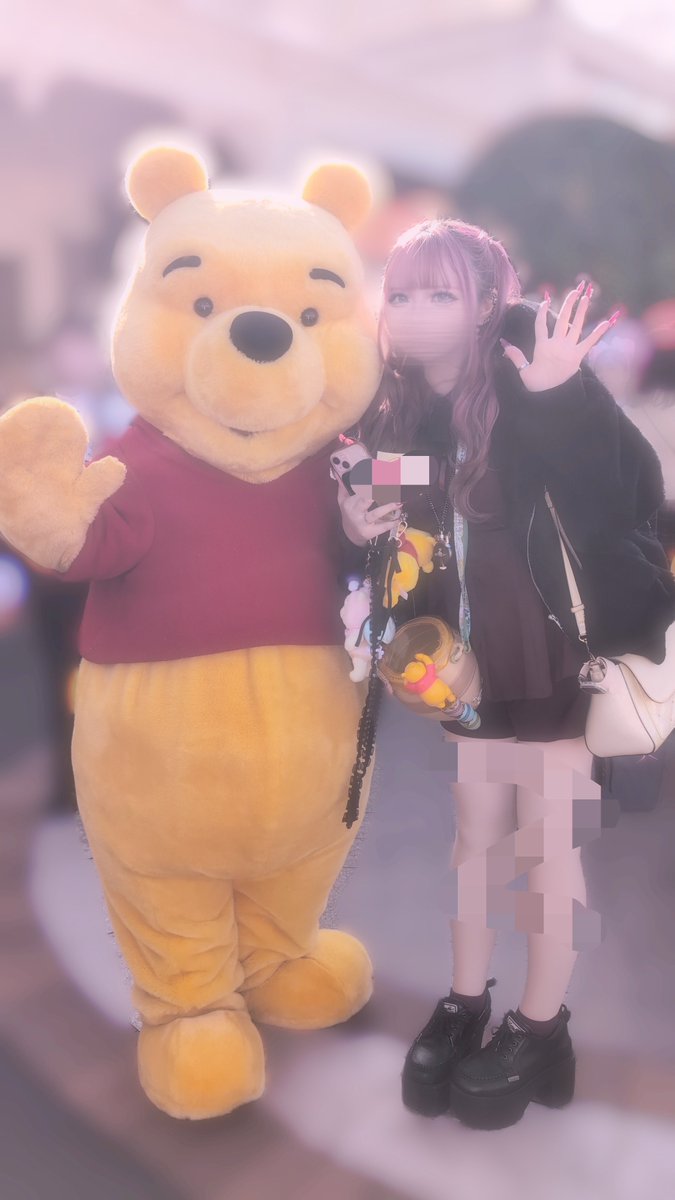 nyannyan_cha's tweet photo. プーさんとのツーショもっと増やしたい https://t.co/3yItxMzxzO