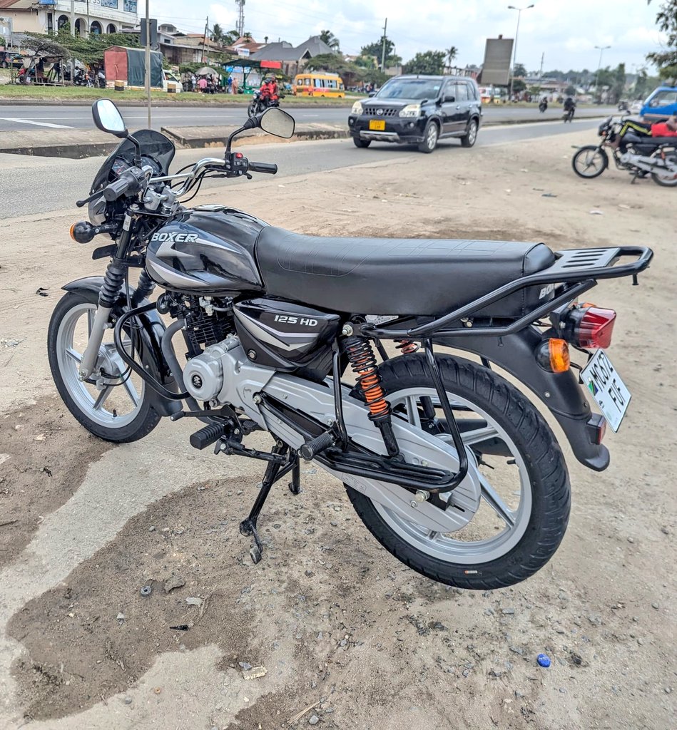 Eng_Matarra's tweet photo. BOXER HD 125CC 🔥🔥

REG" #FQZ (Tshs 2.9m)
REG" #FUF (Tshs 2.95m)

▪️Cc 125
▪️Gear -5
▪️Starter inapiga
▪️Engine Haijaguswa
▪️Zote zina mwezi 1 tu
▪️Zina Full Documents ✅️

ZIPO DAR (Mikoani Tunatuma)

CALL/WHATSAPP-0719542184 https://t.co/W1bGT884Ab