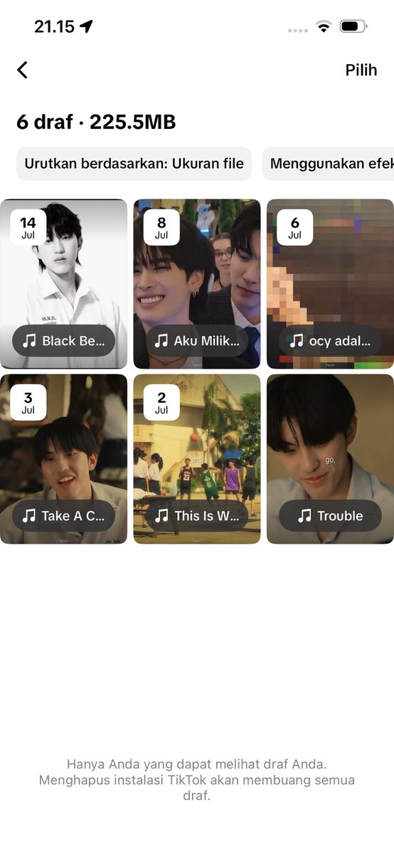 loppipie's tweet photo. BAHKAN VIDIO NYA MASIH GW DRAF😭😭😭😭 rencana mw up malam sabtu alias besokkkk💔💔💔 satu lagi udh tembus 350k viwers😊🤲🏻😔💔😭 https://t.co/lH0T3Tdx0d