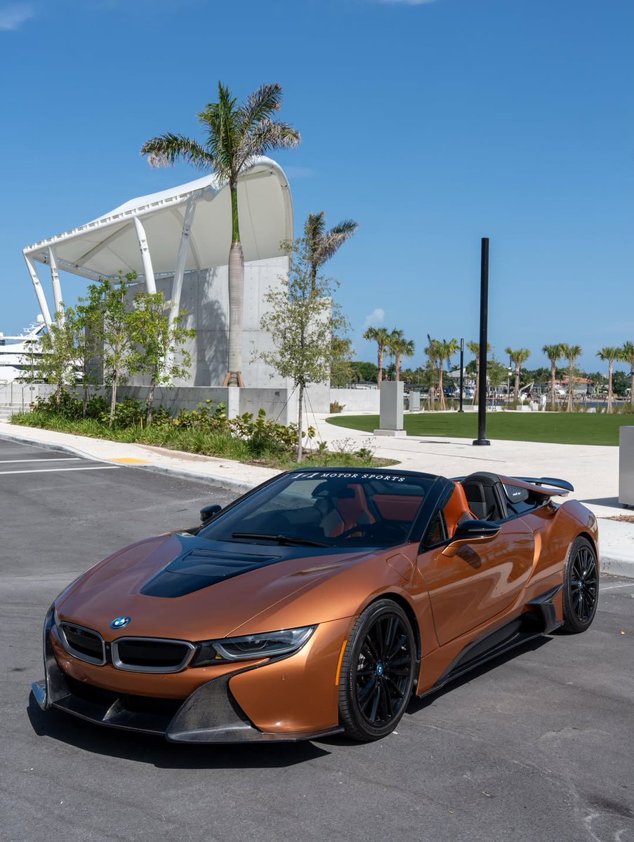 competitionreal's tweet photo. BMW i8 🤎 https://t.co/XVVGNwtfpi