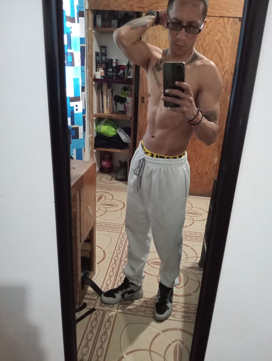 CHICORRIKO's tweet photo. 😈😈😈😈🤤🤤🤤 https://t.co/U88BjYtQt2