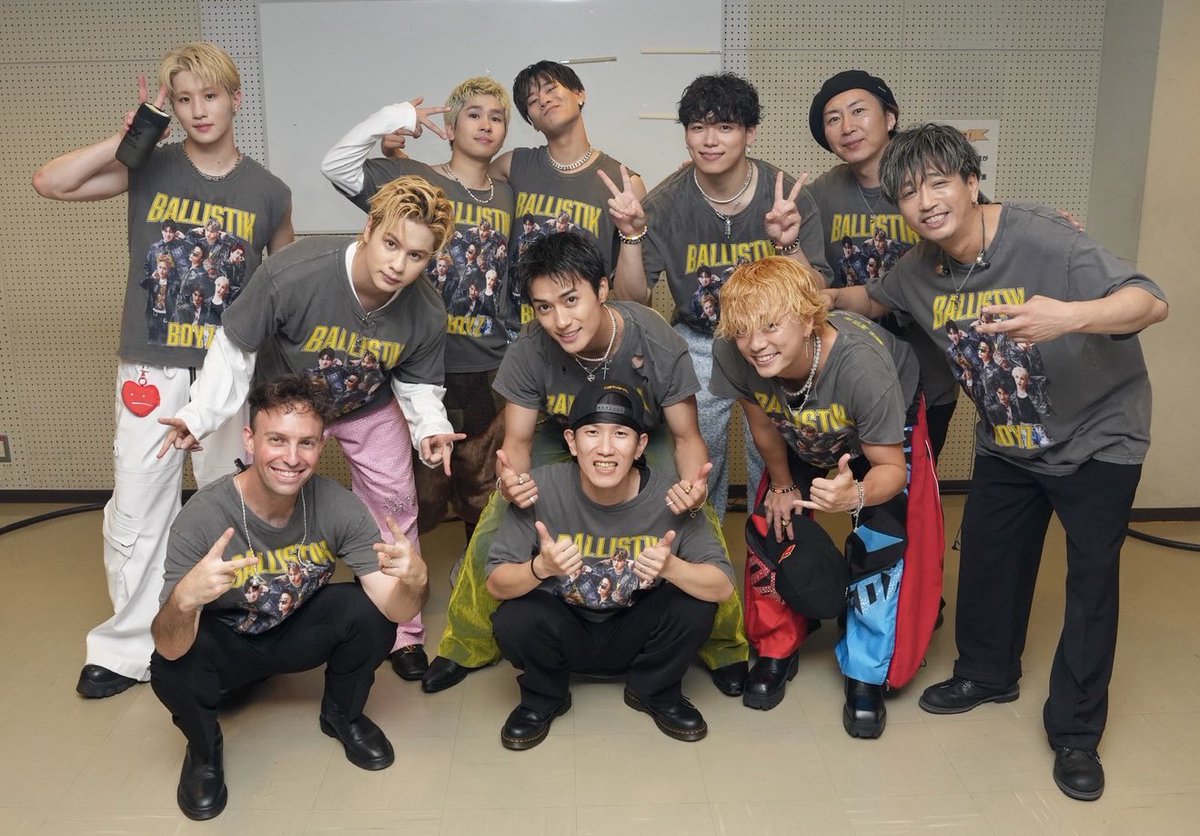 FuyuMusic's tweet photo. Great show with these beautiful peeps⭐️

@ballistik_fext  @ 倉敷めちゃ⬆️った🔥

#ballistikboyz #beatblastz #exiletribe https://t.co/y4Nz87kisM