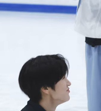youyuuchii's tweet photo. #inoticed 🤏🏻 https://t.co/e3xIXNDz44