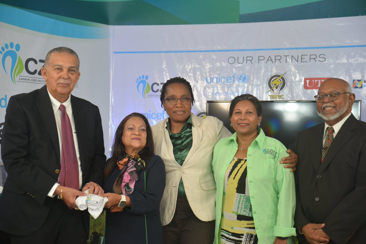 UNICEFECA's tweet photo. More than 100 schools. One goal: a more sustainable future.

UNICEF supported the 4th Carbon Zero Institute National Secondary Schools Climate Quiz, where students tested their knowledge of climate change, renewable energy and environmental policy.

📺 Airing from August! 🇹🇹 https://t.co/KLehaynzKk