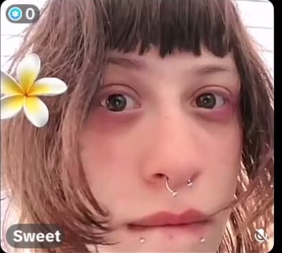 eoteaga04's tweet photo. Foi só eu entrar na live q pessoas q sabem q tenho vídeos delas fazendo merdas ficam com essa cara kkkkkk @sweetsweetofc https://t.co/0HQvfNAd2I