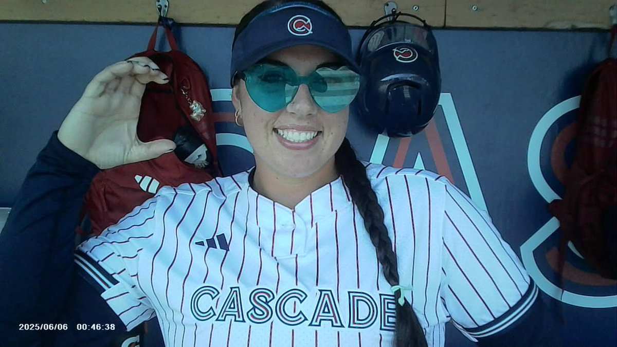 AUSL_Cascade's tweet photo. cutesie cascaders

courtesy of @pgott33 ’s mini cam https://t.co/86O1gImHzf