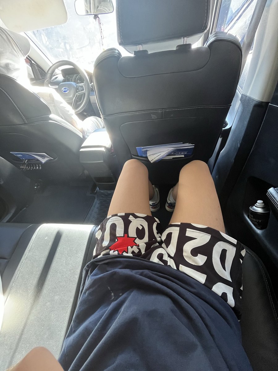 isloevluoshun's tweet photo. 敢看我吗？ #男初 #腹肌 https://t.co/CoDTXycxh1