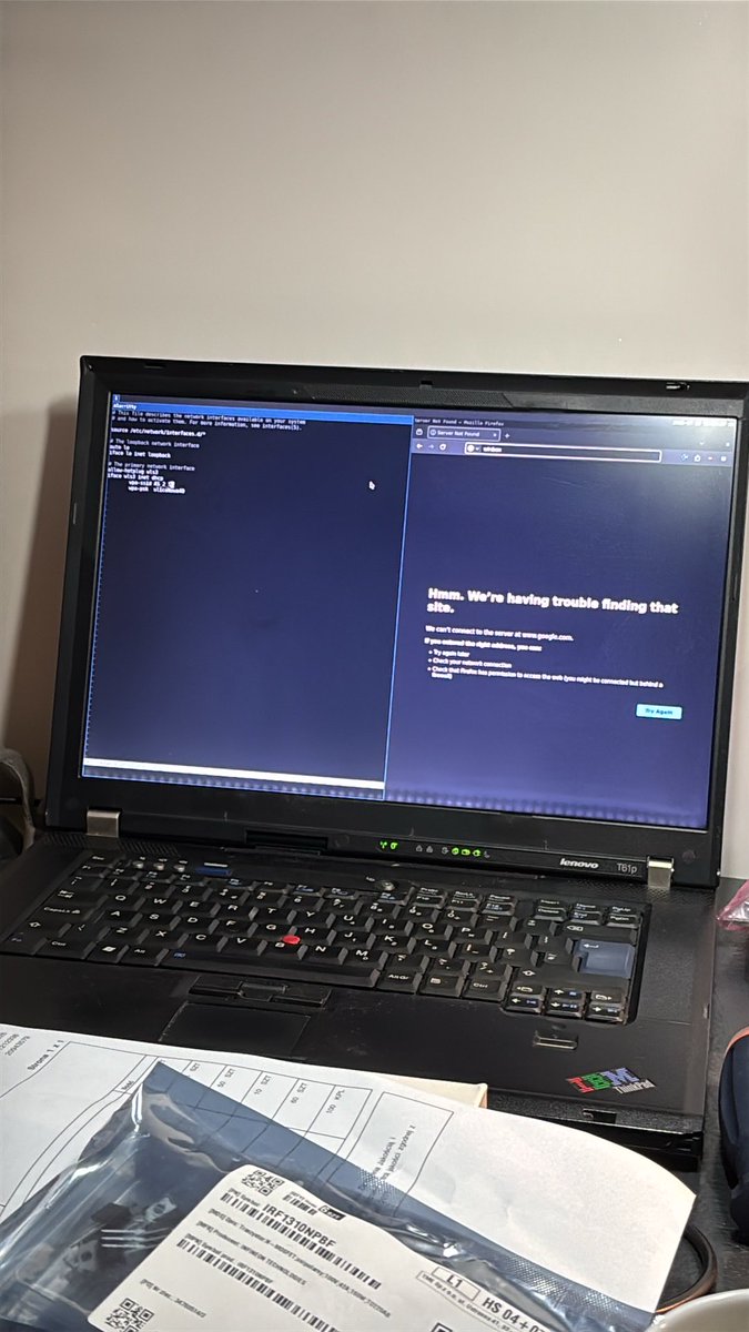 _skelebot's tweet photo. @TobiC0reBtw I still use this guy i just switched him to fedora and didn't bother customizing it anymore https://t.co/VzfReEzb1Q