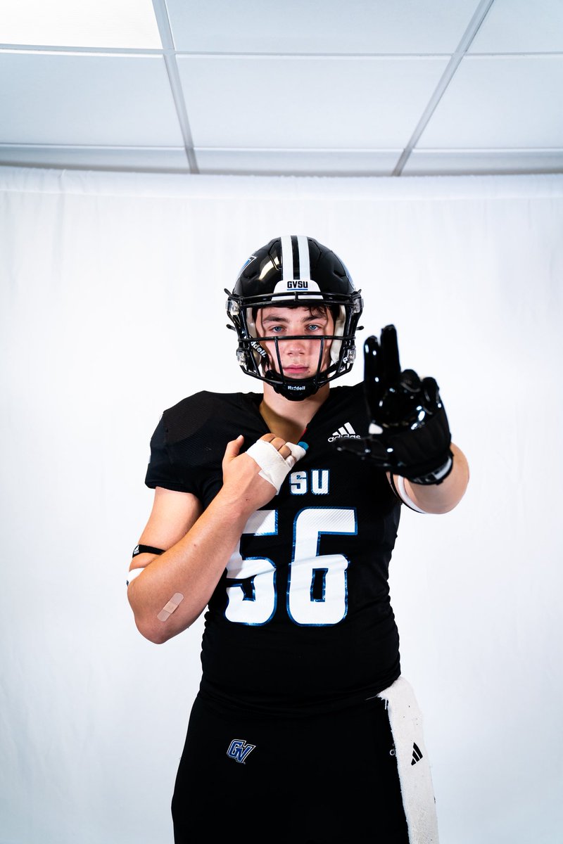 sam_czekalski's tweet photo. After a great visit and call with @CoachCooperGVSU I’m beyond grateful to announce I have received a scholarship offer from @gvsufootball! Thank you to the entire staff for this amazing opportunity! 
@CoachWooster @CoachGravier @CoachBThomas05 @mims_isiah @35Lewis53 @TheD_Zone https://t.co/DC02iheCJN