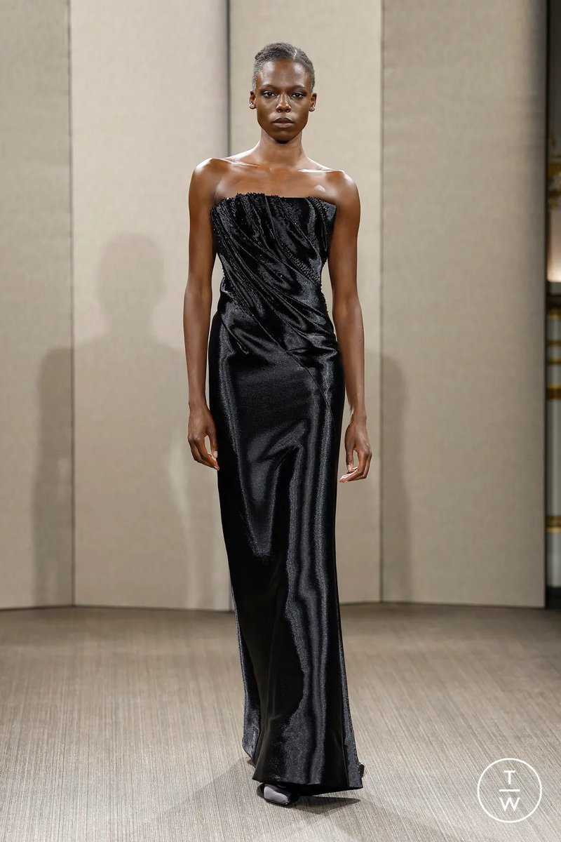 stomkinky's tweet photo. Giorgio Armani Privé fw26 couture https://t.co/R0NmOnH6lz