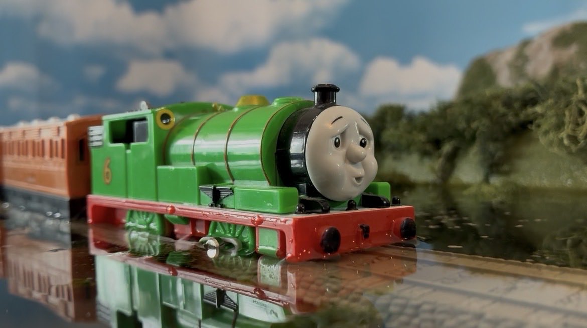 Adam🚂 tweet media