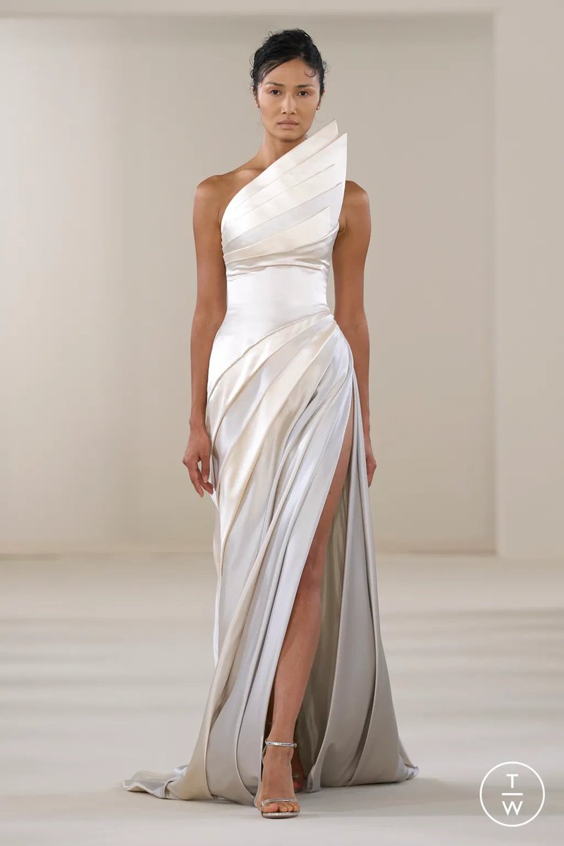 stomkinky's tweet photo. Rami Al Ali fw26 couture https://t.co/eAsig15o8n