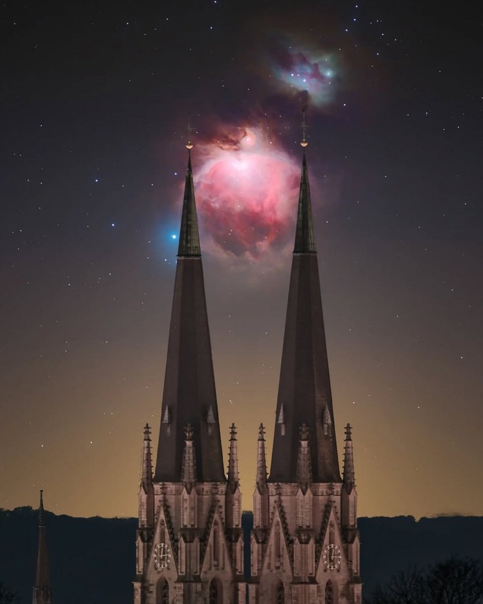 trad_west_'s tweet photo. The Orion Nebula appeared perfectly framed between two Church Towers

Aura. https://t.co/KECGfpaOf5