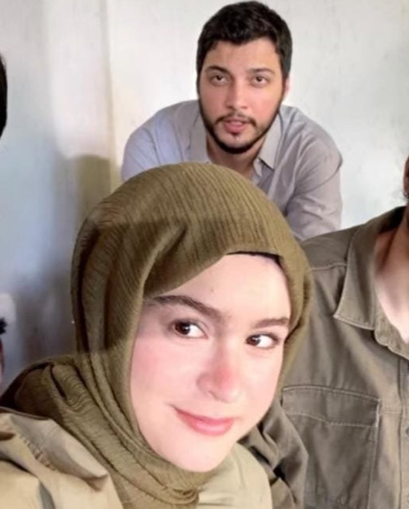 Mertcangoren's tweet photo. Asena Keskinci erotik filmden korku filmine geçmiş nasıl bir kariyer planlaması bu https://t.co/UGCTXct7TO