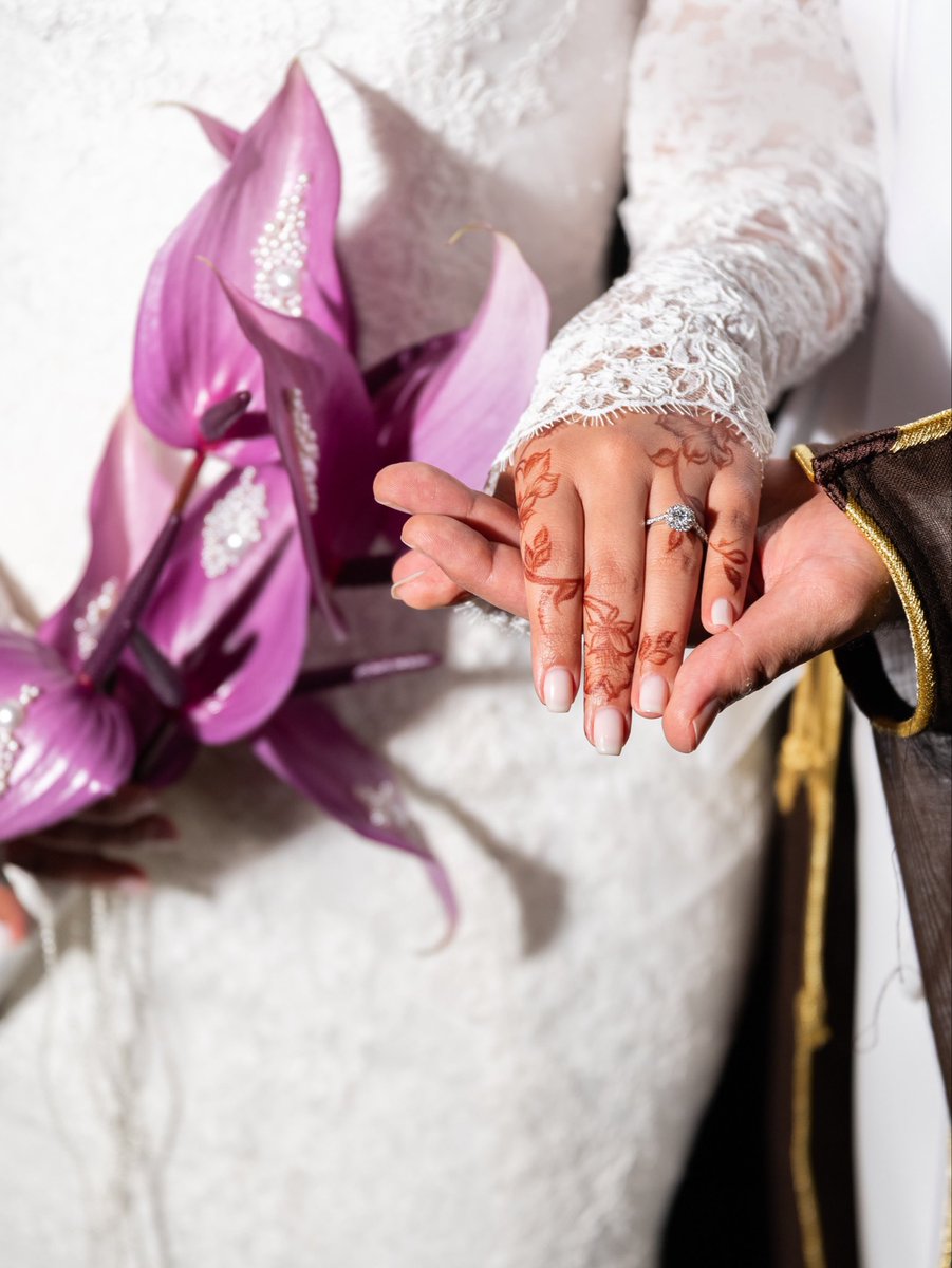Honsweddings's tweet photo. Emirate weddings 🇦🇪
زفاف خولـة و محمـد✨
#bride #weddings  #gulf_wedding #weddingday https://t.co/IovkZQJGJT