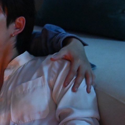 triplesul's tweet photo. okay.   now kiss https://t.co/ci7Y3KLxrq