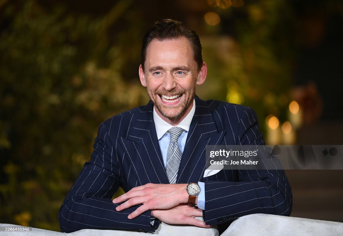lokiseyez's tweet photo. cutie pie 😞 the Italian sun did him good!! ☀️ https://t.co/SMPAy6FXXs