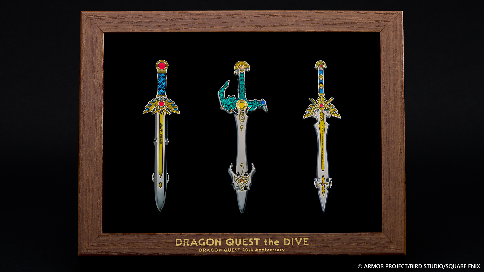 ドラゴンクエスト　40周年記念　DIVE 伝説の剣　ピンバッジ HNXAFEnaMAA3RnZ.jpg:large