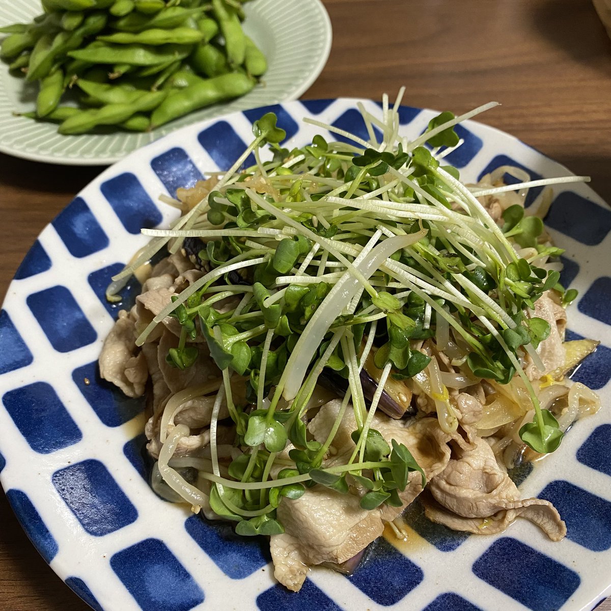 center_________'s tweet photo. 男飯で恐縮だけど、自炊続いてる。

#日常 https://t.co/c7SwJK5cbk