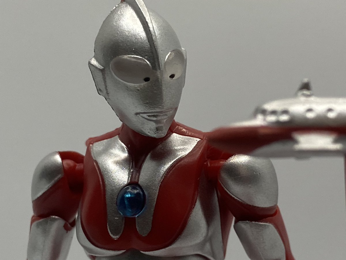 next8316's tweet photo. ｢あ､じゃあウルトラマンってのはどうかな?｣
「ウルトラマン?」
「そう､ウルトラマン!どうだ?」
光の国から僕らのために
きたぞ われらのウルトラマン!
全ての始まり､ウルトラマンの歴史はここから始まったのだ‼︎
#超動
#ウルトラマン
#ウルトラマン60周年 https://t.co/J3iPqM5aZH