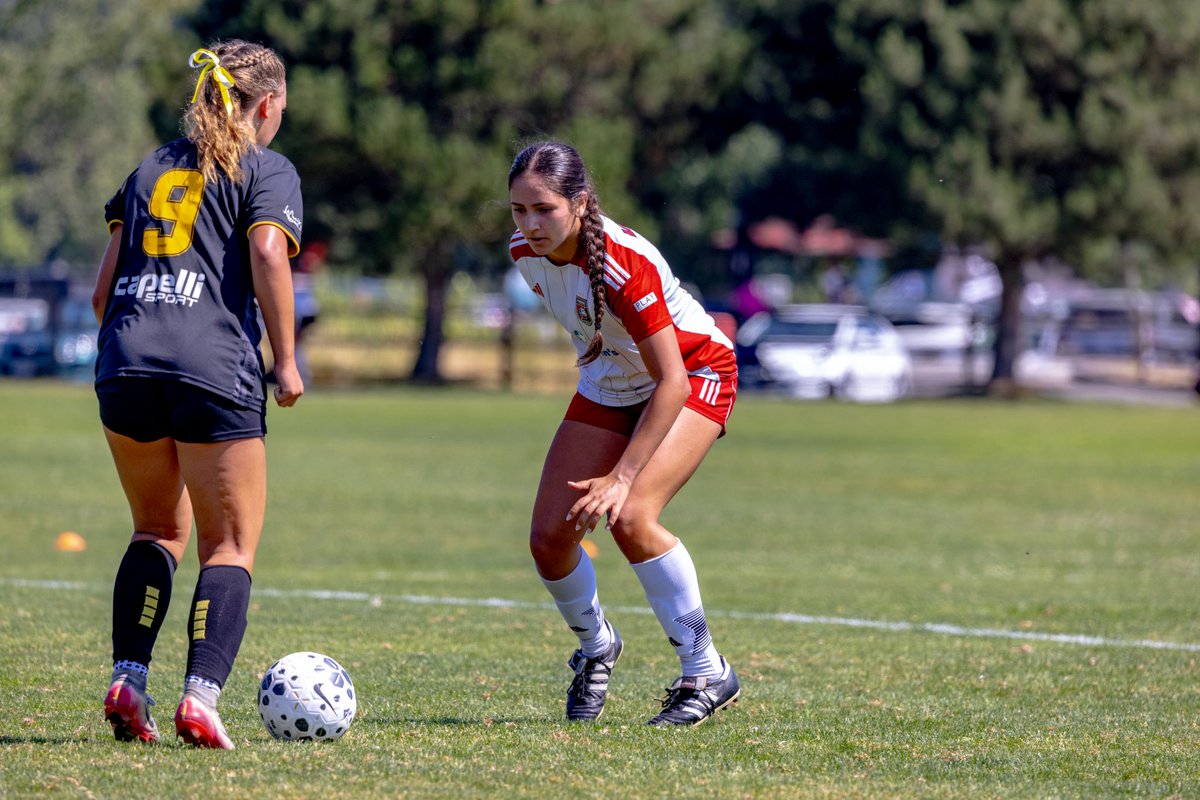 Lonestar09G_Red's tweet photo. Day one action shots

(📸: @kgyoung30)

@ECNLgirls @LonestarSC @TopDrawerSoccer 
@TheSoccerWire @PrepSoccer #WeAreLonestar  @grtorres #ECNLRL #ECNLRLFINALS @PrepSoccerTX @ImCollegeSoccer https://t.co/YTrsTRPrmO