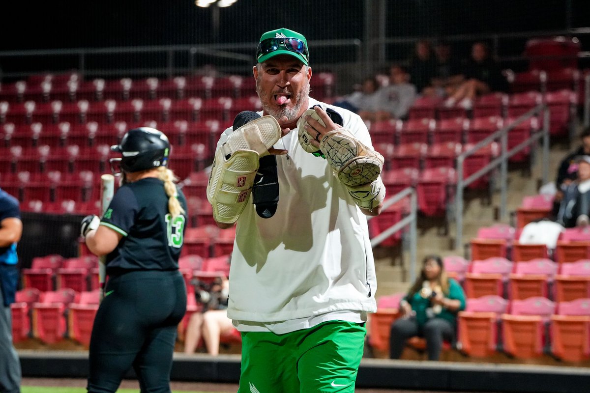 UNT Softball tweet media