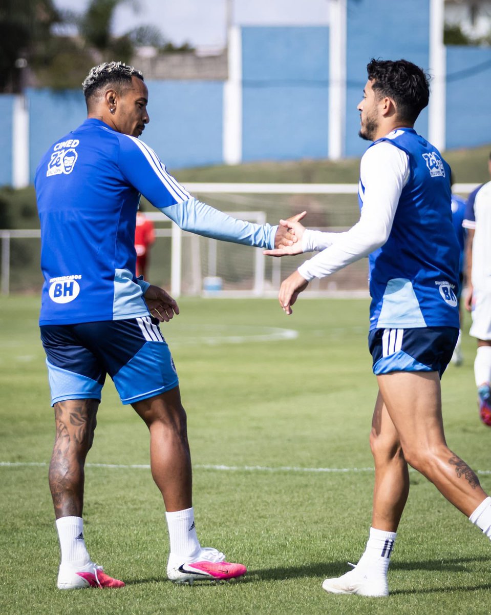 Lamine077Br's tweet photo. O Cruzeiro venceu o jogo-treino contra o São Caetano, por 9 a 0, nesta quita , na Toca da Raposa II! 🦊

Matheus Pereira (3), Sinisterra (2), Bruno Rodrigues (2), Kauã Moraes e Villalba marcaram os gols.

À tarde, o Cabuloso enfrenta o Ipatinga na Toca da Raposa II

📸 @ggaleixo https://t.co/pZ7WKYPBTn