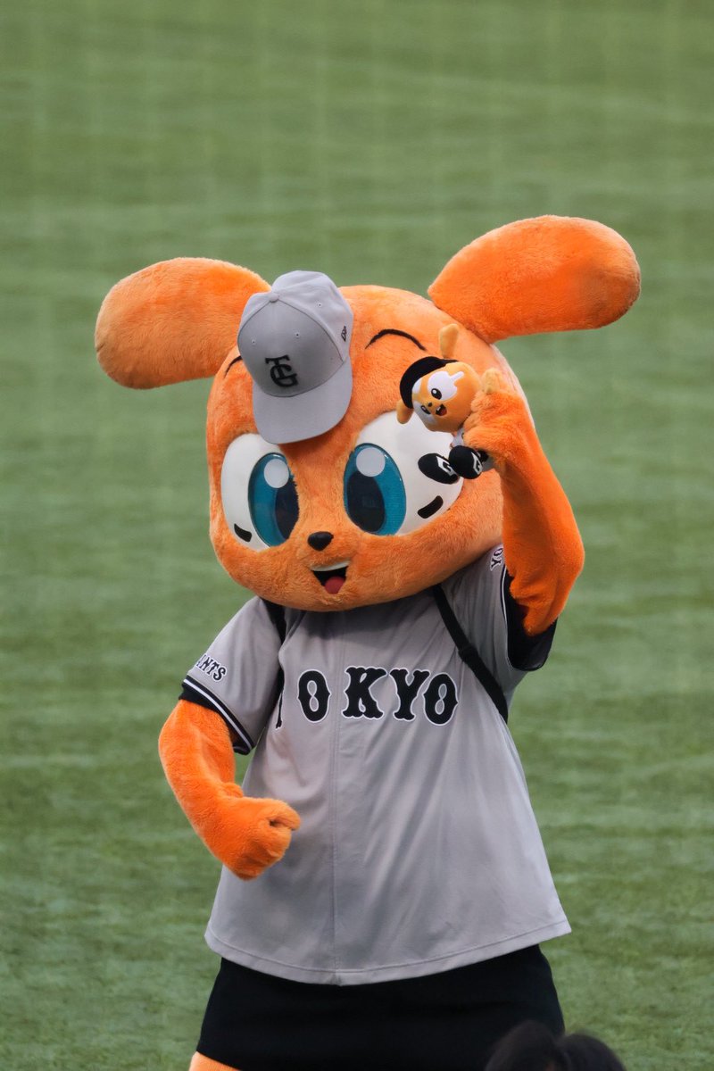goGoABE_G's tweet photo. ジョージスタメン発表の時のウキウキ🐒 https://t.co/AN8Lf9aQle