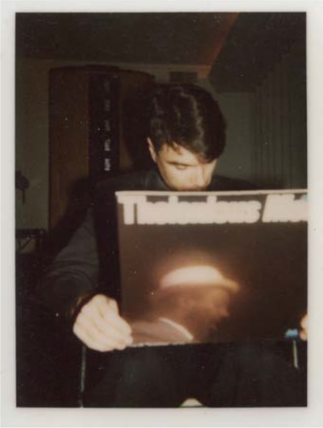 BillPourquoimec's tweet photo. Polaroids of David Byrne taken by Jean-Michel Basquiat, 1987-88 https://t.co/2IphqIXYLR