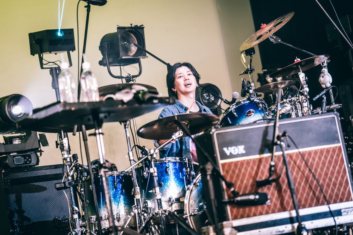 Tak0324official's tweet photo. 神楽SCOPE⁡豊洲PIT
撮って頂いたお写真を！！
神楽SCOPEに参戦して素敵な思い出の1ページ目が出来ましたね！！
自分らしさを大切に最後の1枚は閲覧注意！！

PhotoBy
@kwmi_z
@yayu_photo

#峻洋 #神楽scope #sakaedrums #herobrothers https://t.co/Z1WfWqyTFD