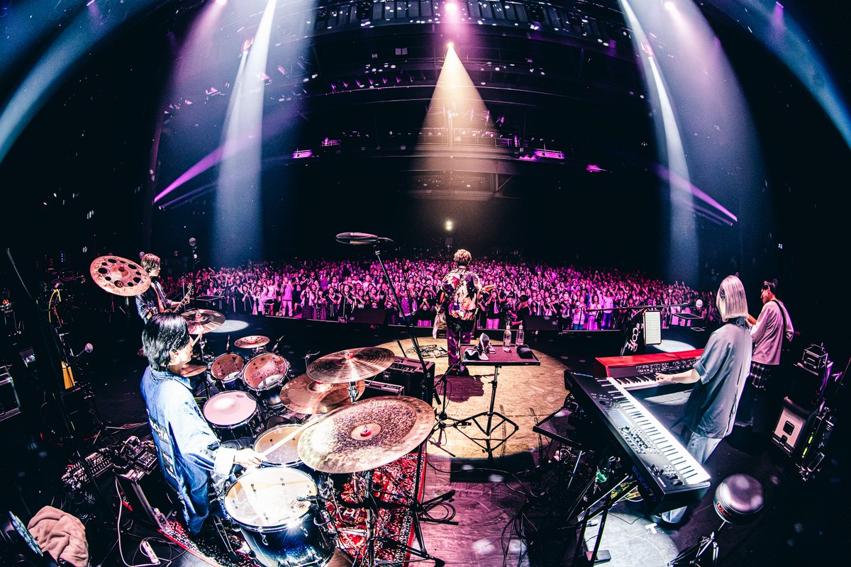 Tak0324official's tweet photo. 神楽SCOPE⁡豊洲PIT
撮って頂いたお写真を！！
神楽SCOPEに参戦して素敵な思い出の1ページ目が出来ましたね！！
自分らしさを大切に最後の1枚は閲覧注意！！

PhotoBy
@kwmi_z
@yayu_photo

#峻洋 #神楽scope #sakaedrums #herobrothers https://t.co/Z1WfWqyTFD