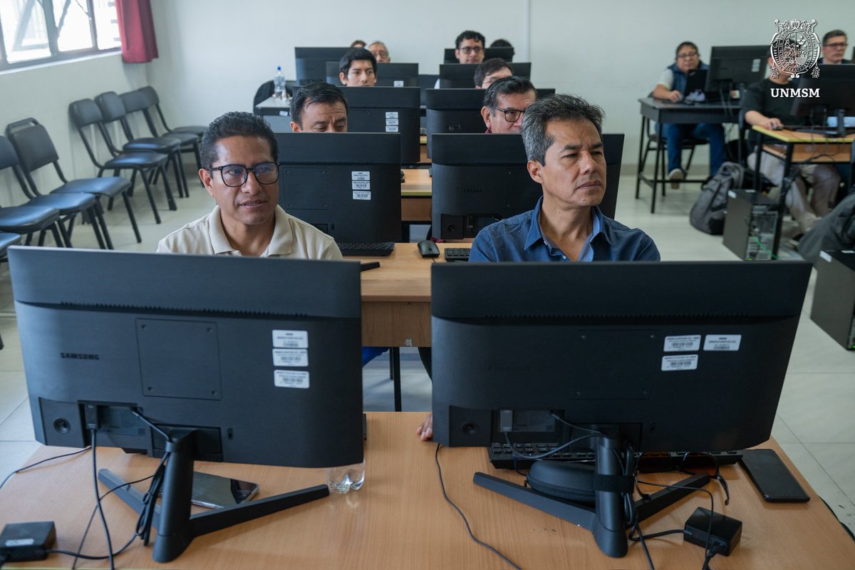 UNMSM_'s tweet photo. 🚀 Impulsa tu crecimiento profesional con los programas de posgrado de la Facultad de Ingeniería de Sistemas e Informática de la UNMSM. Maestrías y doctorados en Inteligencia Artificial, Analítica de Datos, Ciberseguridad, Ingeniería de Software y más, con docentes nacionales e internacionales y una formación alineada a las demandas de la transformación digital. 

📚💻 Las inscripciones están abiertas hasta el 13 de agosto. ¡Da el siguiente paso en tu carrera y especialízate en la Decana de América!

🔗Lee la nota aquí: https://t.co/ldy1muEWUB