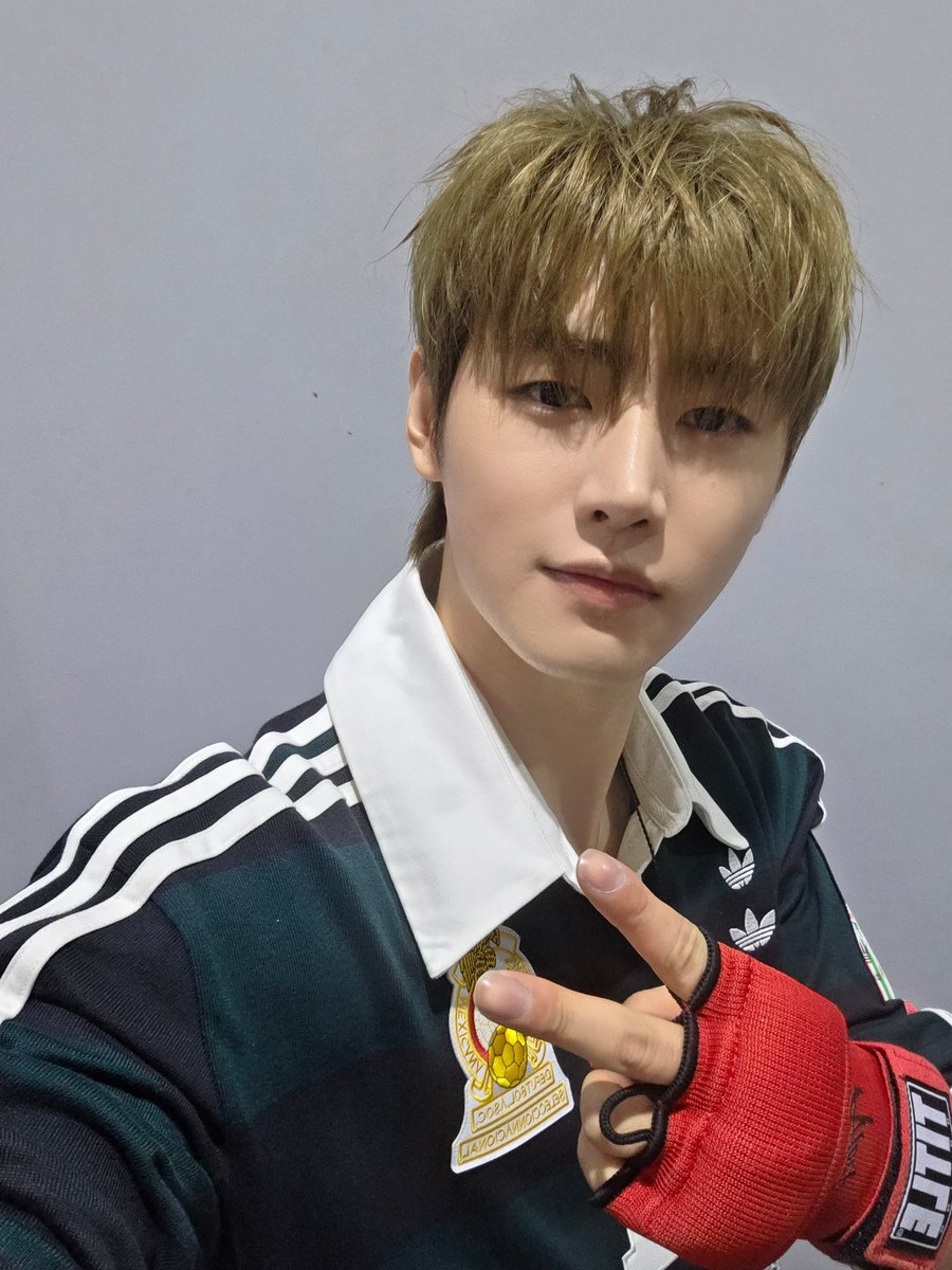 hooniemup's tweet photo. dd sunghoon ponian tuh KELEMAHAN TERBESARKU BANGET… secantik ini… seimut ini… udah mana brown hair PONIAN lagi… ohmygod i love bangshoon so much 😭😭😭😭😭😭😭😭😭😭😭😭😭😭😭😭😭😭😭😭😭😭😭😭😭😭😭😭😭😭😭 https://t.co/vT1m30B0Im