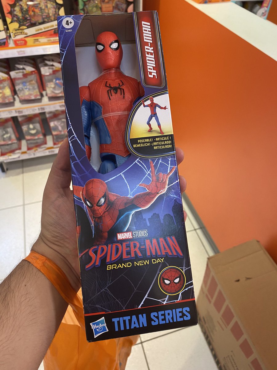 bruparkr's tweet photo. comprei mais um Homem-Aranha de UM NOVO DIA https://t.co/5WRYCVXB0O