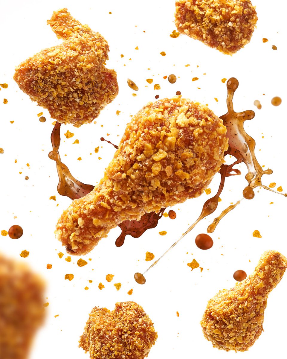 bbqChickenUS's tweet photo. The wait is over. Feel Crunch has officially launched nationwide! 🍗🎉

#KoreanFriedChicken #bbqxFelix #RealCrispy #RealKorean #Felixwithbbqchicken https://t.co/WUYlYaFhAF