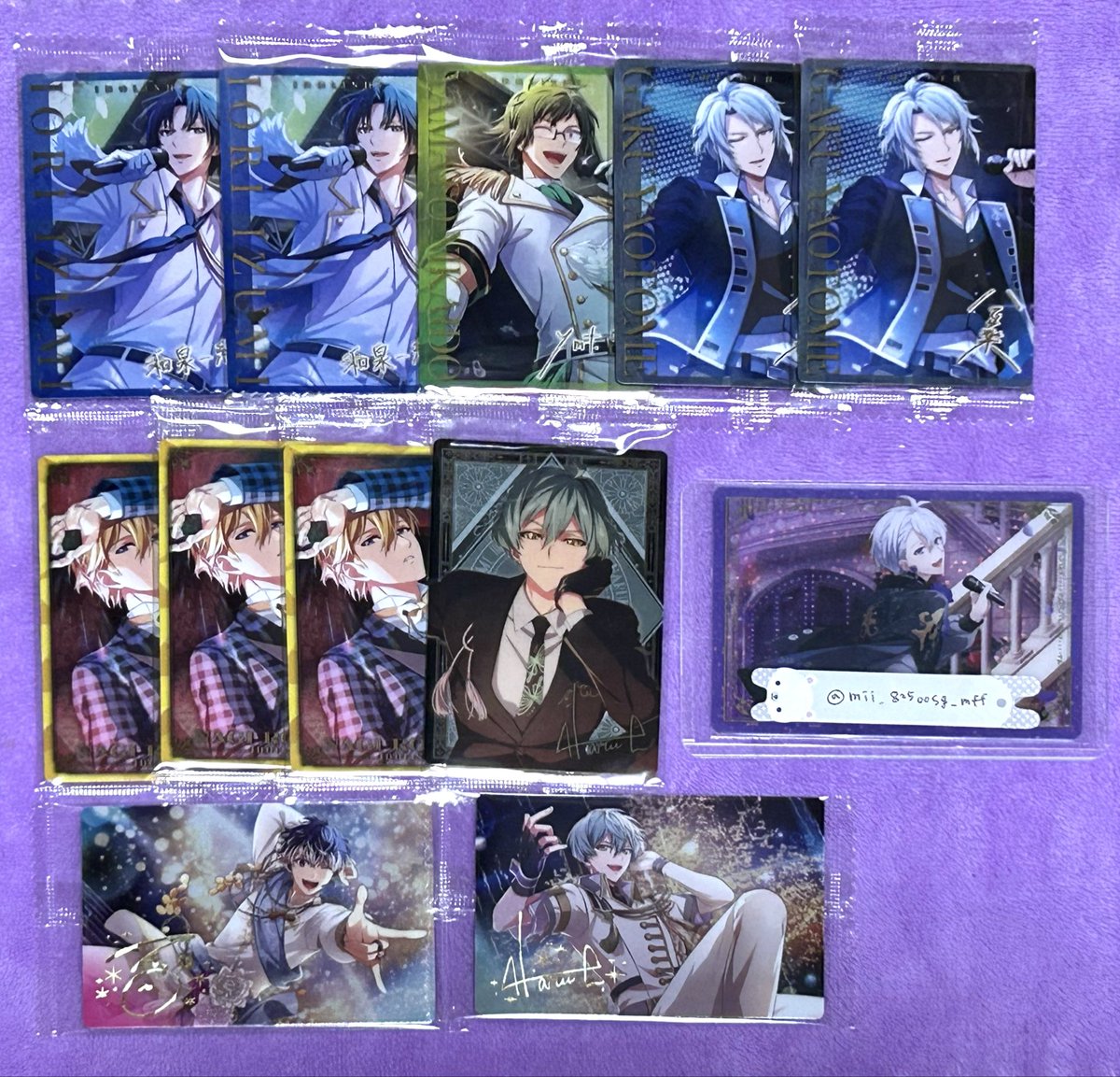mii_825oosg_mff's tweet photo. 【交換】アイナナ ウエハース 27 La’Stiara ラスティアラ メモメロ 過去弾

譲)一織 大和 ナギ 楽 百 悠

求)箔:壮五
💎:一織(友人分)
過去弾:壮五(ムビナナ.ドラコレSSR優先)

郵送

今弾27は商品未着分があり変動予定
仮約束を除いた分をお譲りに出しています🙇‍♀️ https://t.co/RjvaH2vFIx