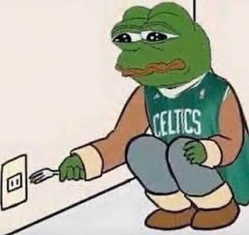 DauntlessPimp's tweet photo. @TheHoopCentral @TheHeatCentral He should’ve been a Celtic https://t.co/7J53TaSgOA