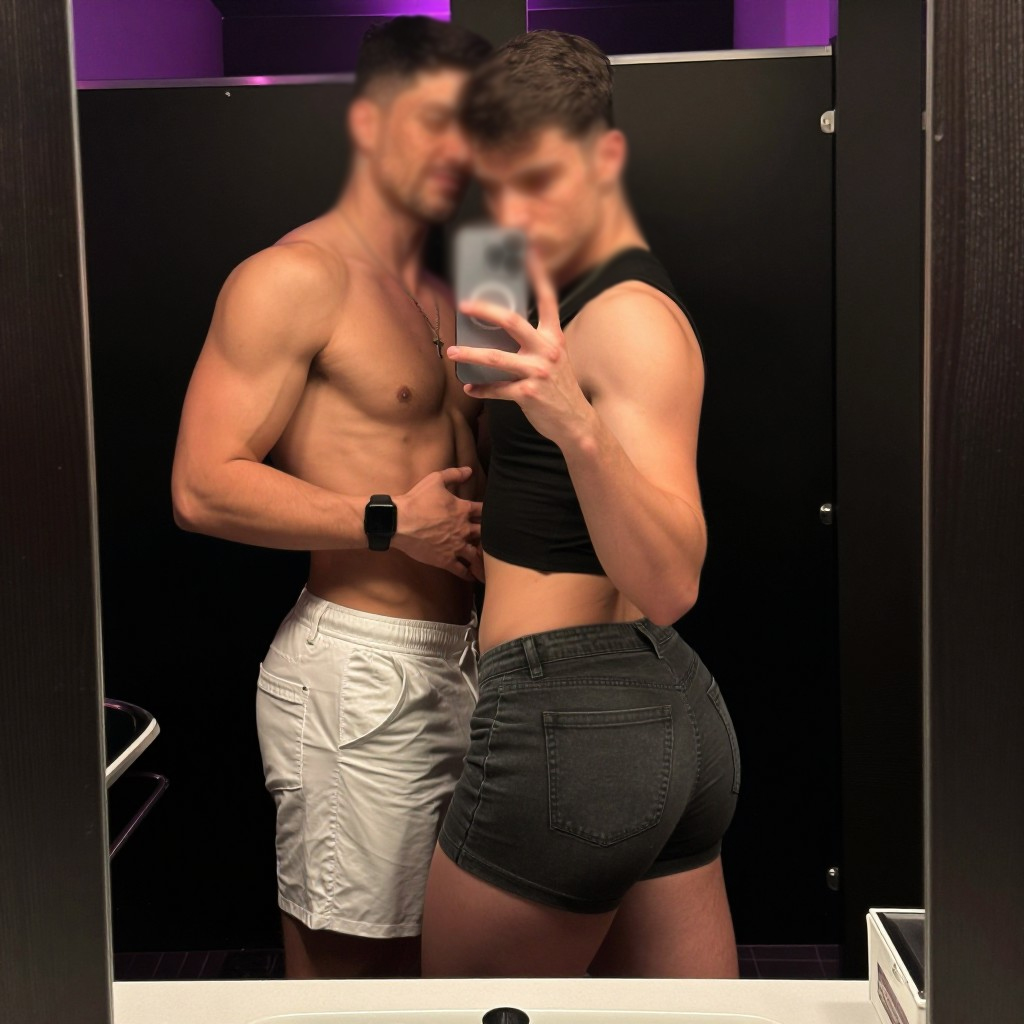 ONarradorContos's tweet photo. #conto #contos #erotico #eroticos #erótico #eróticos #contoerotico #contoseroticos #contoerótico #contoseróticos #gay - Banheiro da Balada

Fiz uma loucura no banheiro da balada.

Quer ler esse conto completo? Acesse: https://t.co/iGKr15SWcI https://t.co/LRUay8McAG