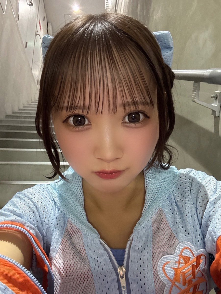 UtaGe_miyuu's tweet photo. UtaGe!定期公演『宴覇-ENPA-』 ありがとうございました❕

ホームCrest…やっぱり落ち着くね😌
みゆうって背低いから奥まで見えづらいんだけど((
お立ち乗ったら、みゆうを見てくれてるファンの人が沢山いて嬉しい気持ちになった🥲🥲
目が合ってる~!!!って感じ…!!!!
伝わる…???え、これで見られてないとかだったら恥ずかしいんだけどね((

今日は少し久しぶり曲が多くて緊張だった😣
次の曲のイントロ流れた瞬間のみんなの反応好きなんだよね🤩
ペンライトも沢山ありがとう!!
端から端前から後ろまで見ました❕みえました‼️

特典会も沢山ありがとう…!!
クイズからの人も、ライブからの人も、特典会だけの人も会えて嬉しかった❕
また早く会おうねっ

[髪型沢山褒めて貰えたのに写真撮るの忘れたから前回の、、、😔😔⬇️]