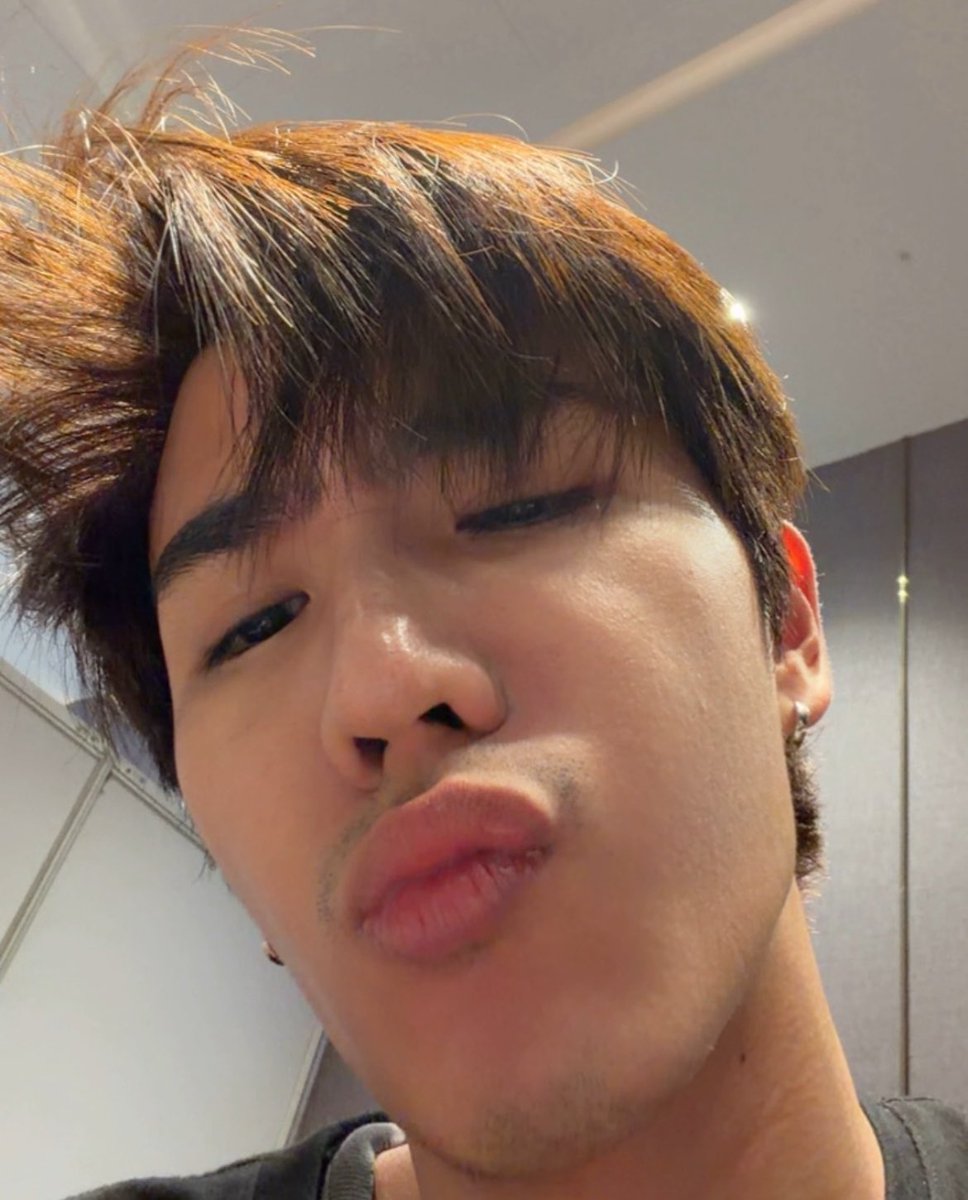 venaliza__'s tweet photo. เมี่ยง ทำไมแด๊ดเอ็งต้องเป็นของป๊าเอ็งคนเดียวด้วย https://t.co/dUPVT0tzQX