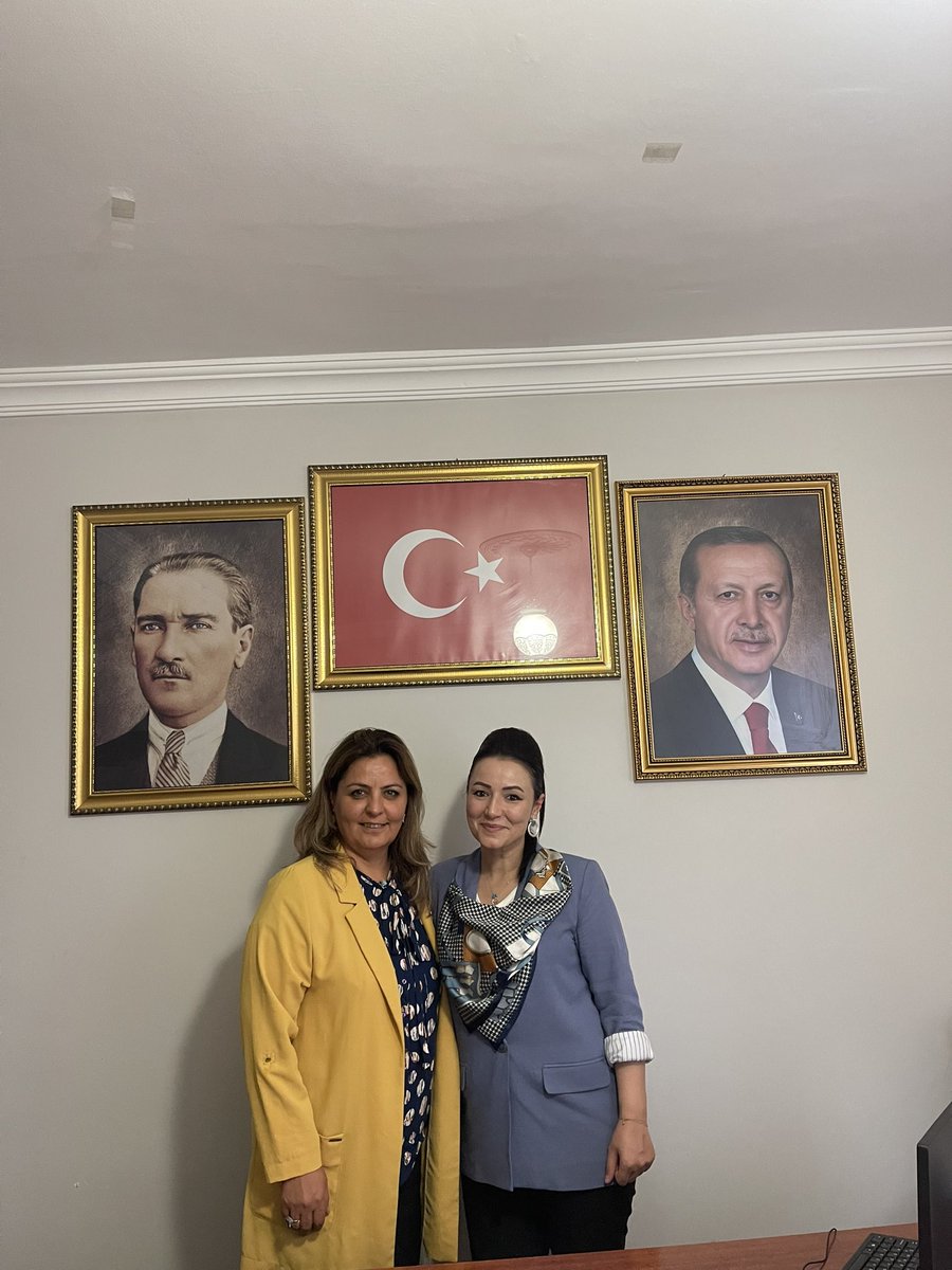 BerrinAydn's tweet photo. 📍BAYBURT
Bölge başkanımız Rabia Bay Keserle birlikte Bayburt  teşkilatımızdayız. https://t.co/94u57VOrvE