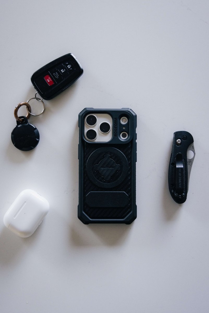 ROKFORM's tweet photo. Summer travel hack: stop losing everything. ✈️
The Rokform AirTag Holder keeps your tracker secure so you can actually enjoy the trip.
https://t.co/SHTyWkYHvb
#Rokform #AirTag #SummerTravel #TravelGear #TravelTips https://t.co/NsT26IU0XQ