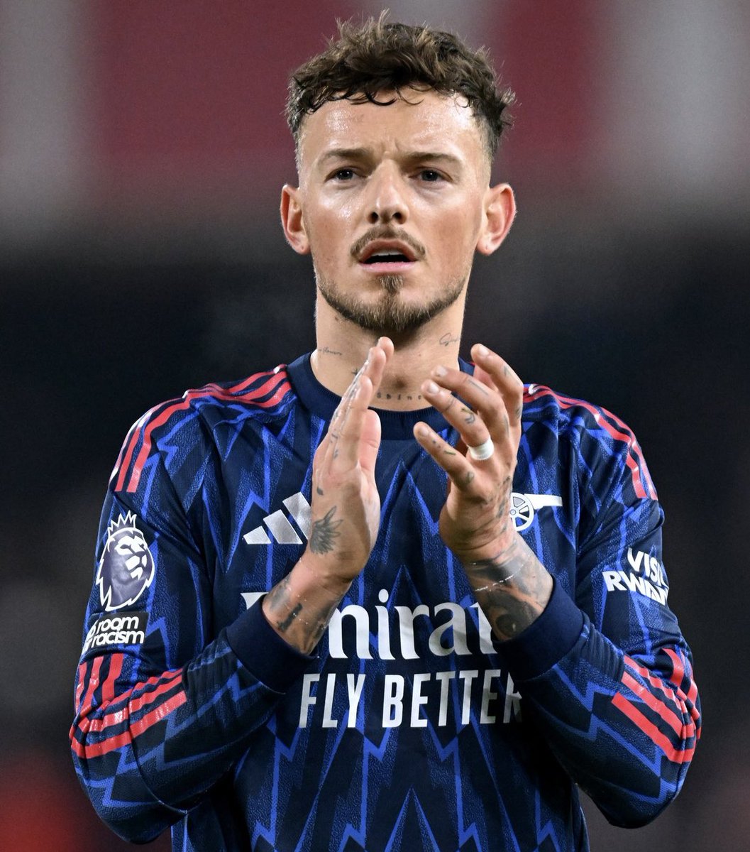 afcstuff's tweet photo. 🚨 Arsenal were considering whether to sell Ben White, but he is unlikely to take a drop in level, despite interest from Everton &amp; Crystal Palace. ❌🏴󠁧󠁢󠁥󠁮󠁧󠁿 [@garyjacob] https://t.co/iIiYX2wCAr