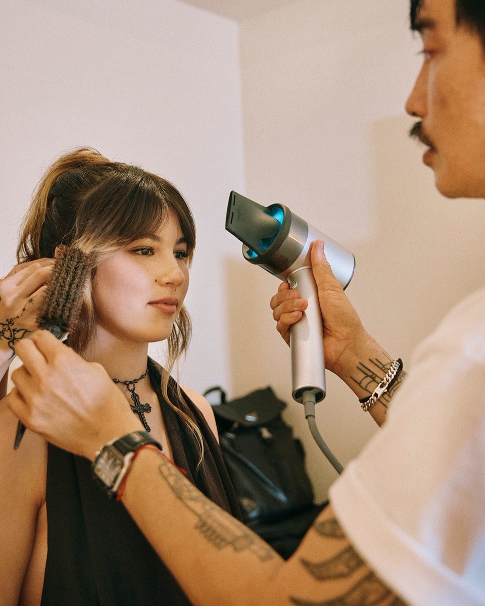 alysaaupdates's tweet photo. New photos of Alysa getting ready for the ESPYS! 

📸: anhcotran https://t.co/9fQlI4BX7u