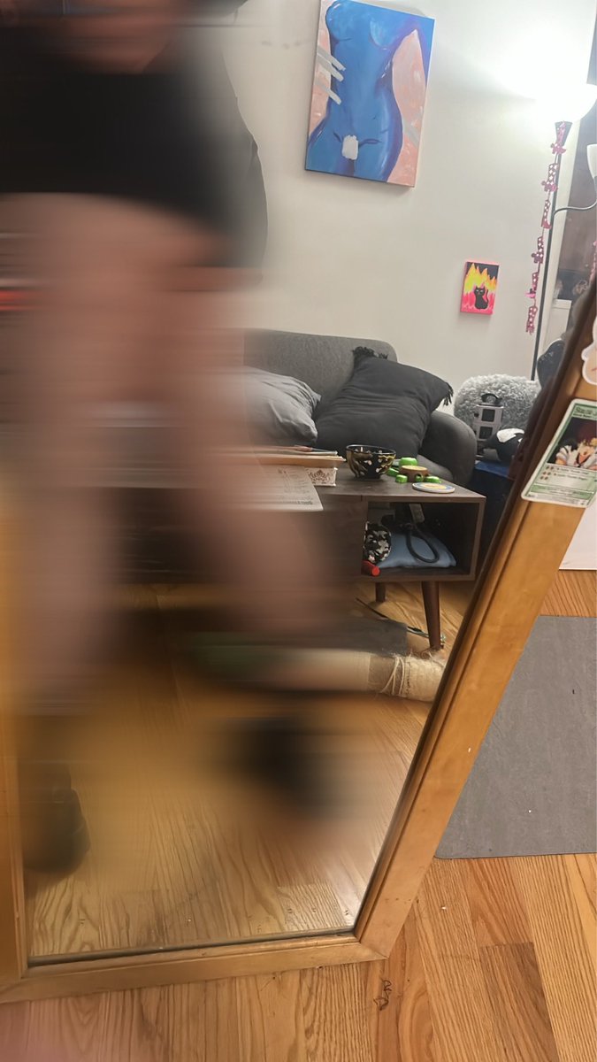 JupiterTheeGod's tweet photo. playing around with some new blur tools lmfao where’d My ankle go??? https://t.co/NCR5b1ViQh