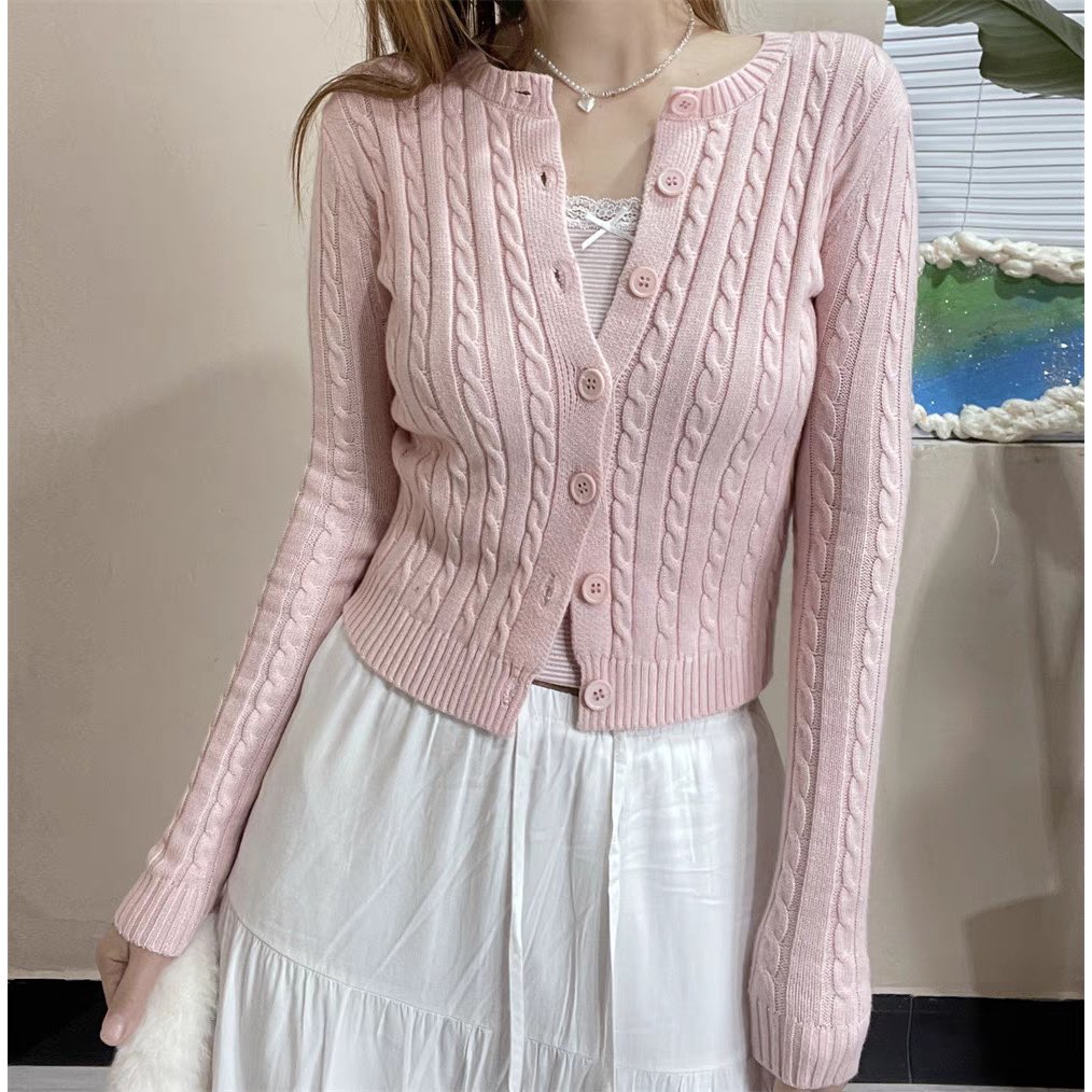 justpeopled's tweet photo. bestii aku nemu cardigan gemess bangett😭💗 https://t.co/AOWvECI9hT
